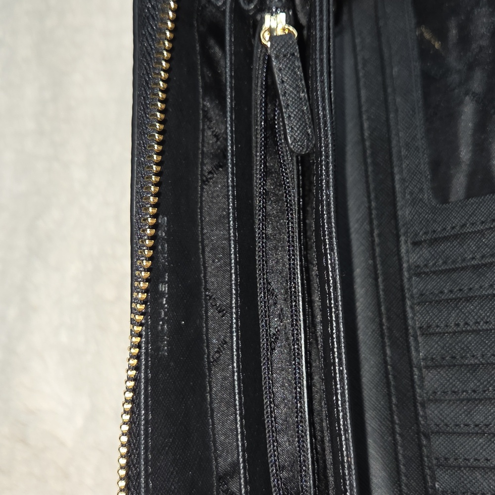 MICHAEL KORS Black Leather With Gold Wallet Wristlet With Strap EUC - Picture 7 of 12
